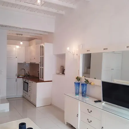 Nn Mykonos Downtown Deluxe Apartment